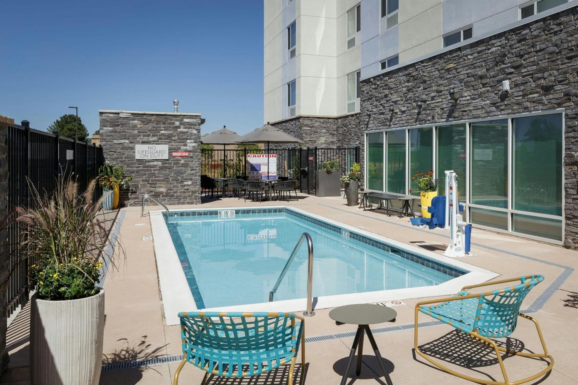 Towneplace By Marriott Denver North 2*